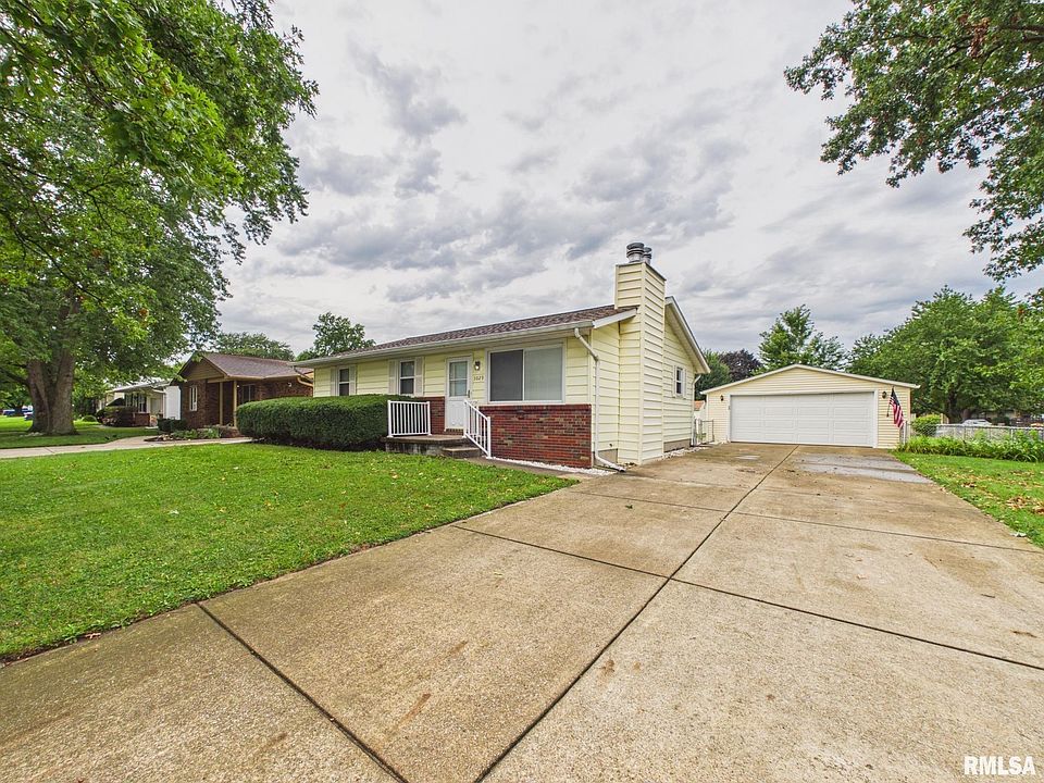 1st image of 3029 Selkirk Rd