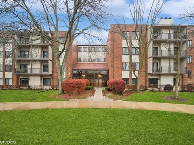 3050 Pheasant Creek Dr APT 205, Northbrook, IL, 60062