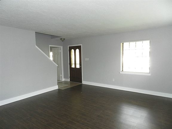 3rd image of 304 NW 62nd St