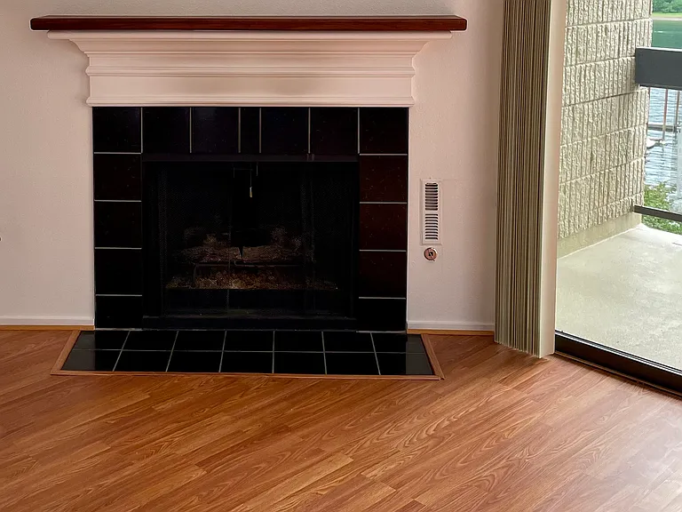600 SE Marion St #505 — Photo 4