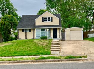 6627 Cavalier Dr, Alexandria, VA 22307