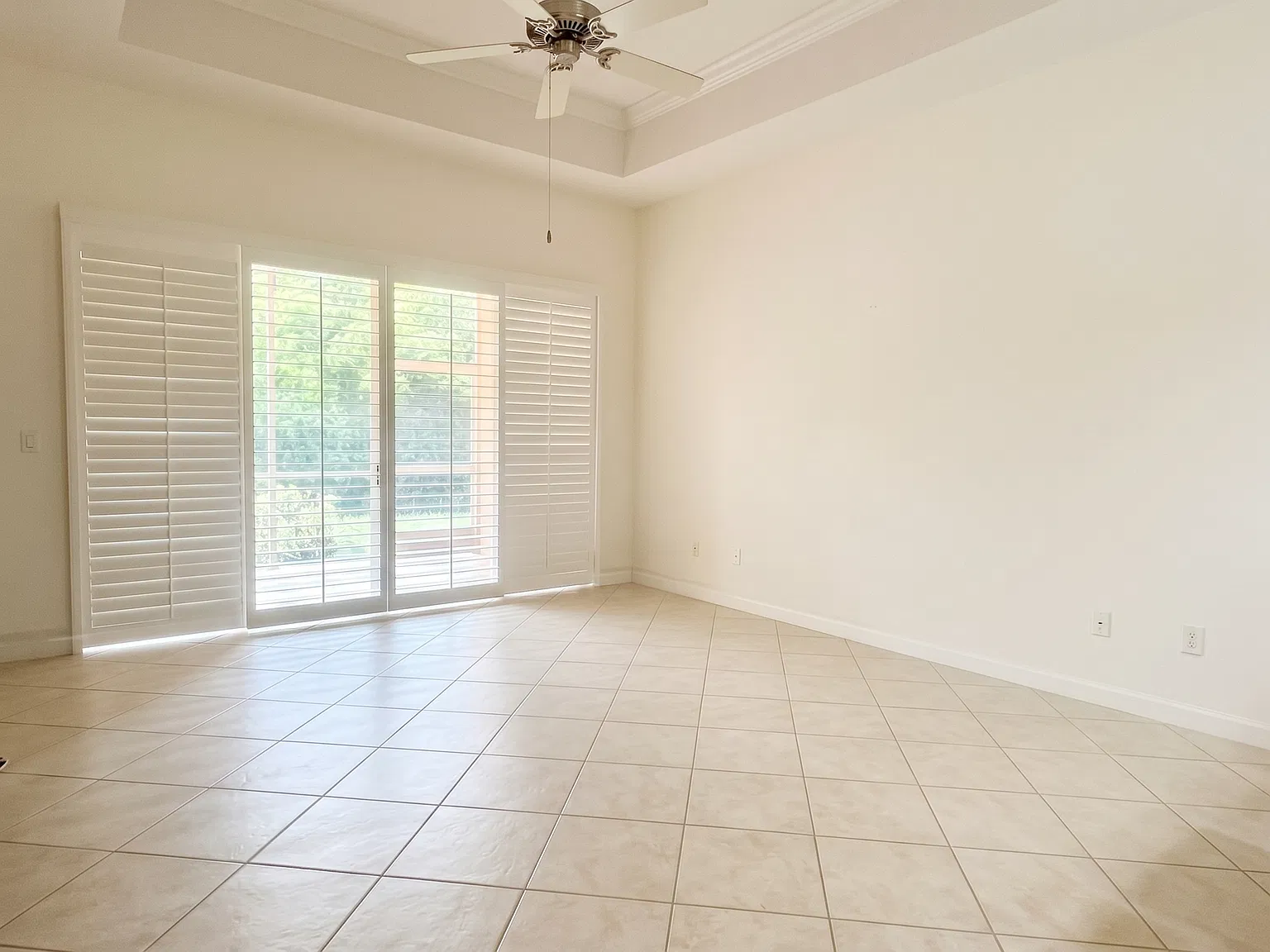 3 bed, 1742 sqft, $2,575 — Photo 2