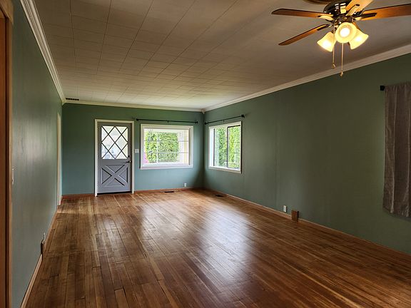 Large living room/ dining room combination.