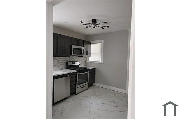 3737 Avondale Ave photo 1