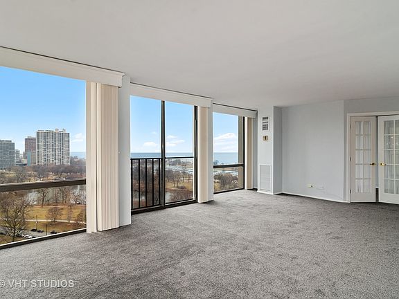 2nd image of 345 W Fullerton Pkwy APT 2107