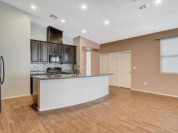 3rd image of 2104 Leatherbridge Ct