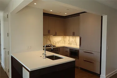 Rented by R New York