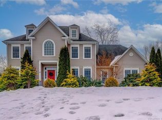 14 Farm Ridge Rd, Burlington, CT 06013