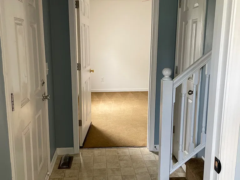 425 Florida St — Photo 7