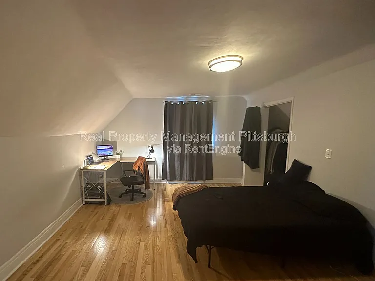 5619 E Liberty Blvd #3 — Photo 8