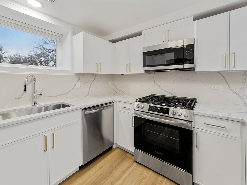 1st image of 2148 N Mozart St #Gn