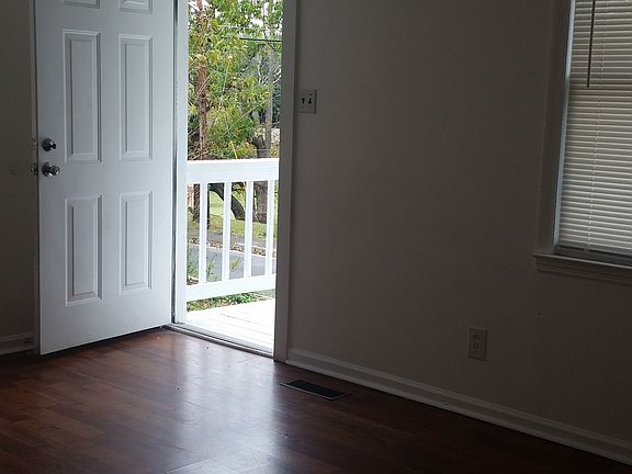 5th image of 1905 Laurans Ave