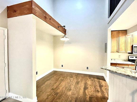 4th image of 29 Arbor Club Dr Unit 209
