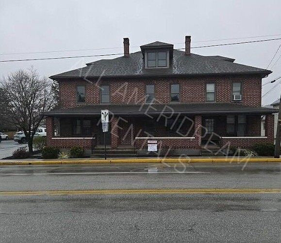 1st image of 106 Abbottstown St