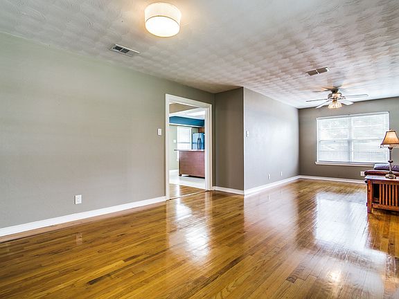 4th image of 516 Prescott Dr