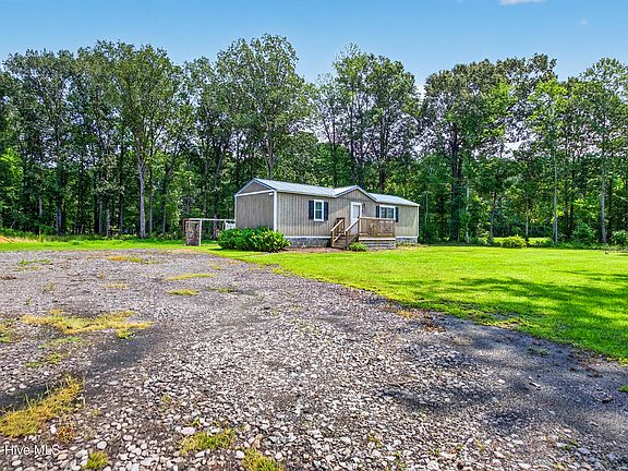 3rd image of 919 Haughton Road