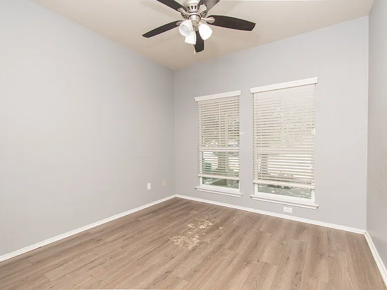 9516 Fratelli Ct — Photo 16