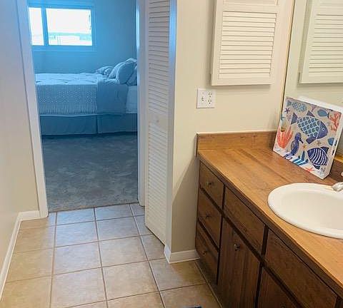 4th image of 100 Silver Beach Ave APT 910