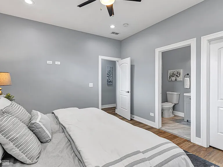 3670 S Indiana Ave #2 — Photo 13