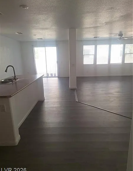 304 Raptors View Ave — Photo 12
