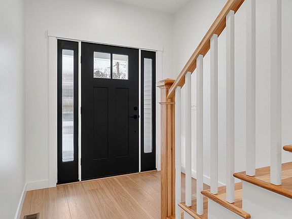 4th image of 647B Church Road