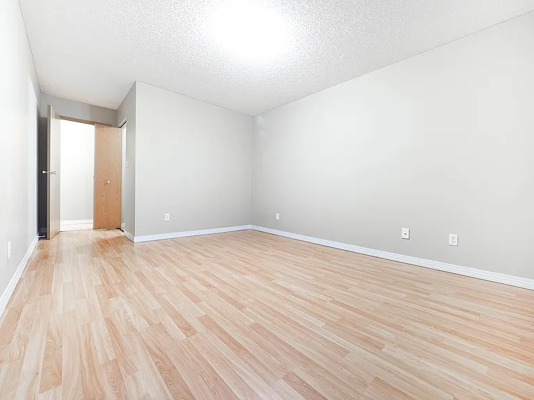 15805 Beaumaris Rd NW — Photo 5
