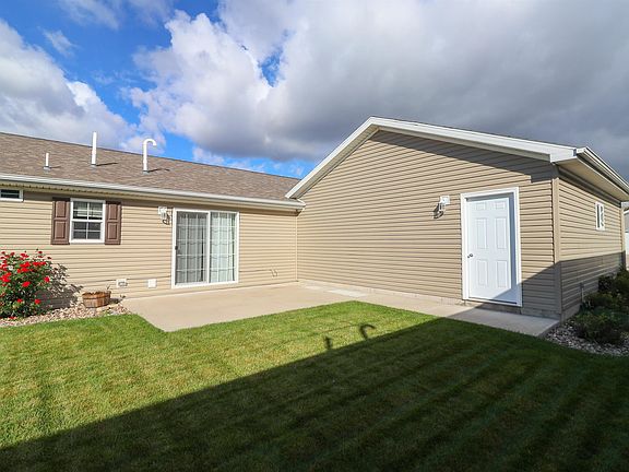 4th image of 3048 Sarah Ln