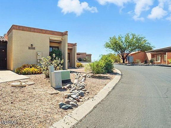 3rd image of 1683 W Dalehaven Cir