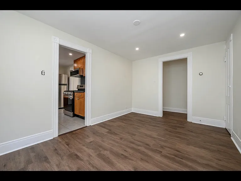 230 John St #2 — Photo 21
