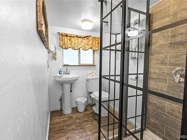 774 Eureka Dr — Photo 8