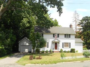 6 Academy Ave, Cornwall On Hudson, NY 12520