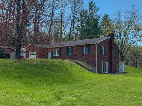 7334 Gregory Dr, Ashland, KY 41102