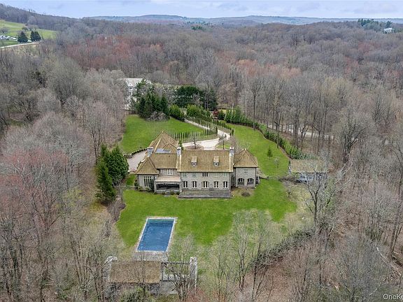 2nd image of 72 Guard Hill Road