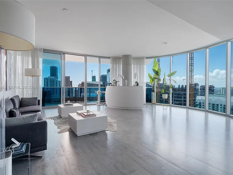 200 Biscayne Boulevard Way #4902 — Photo 2