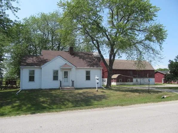 N1699 Maloney Rd, Kaukauna, WI 54130