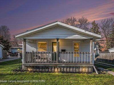 707 E Walker St, Saint Johns, MI, 48879