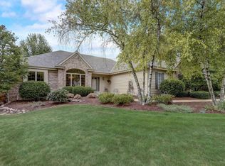 N53W16161 Whitetail Run, Menomonee Falls, WI 53051