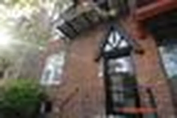 Sold by Mill Realty Group Inc. | media 8