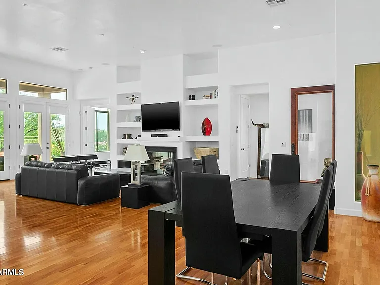 7439 E Camino Rayo De Luz — Photo 9