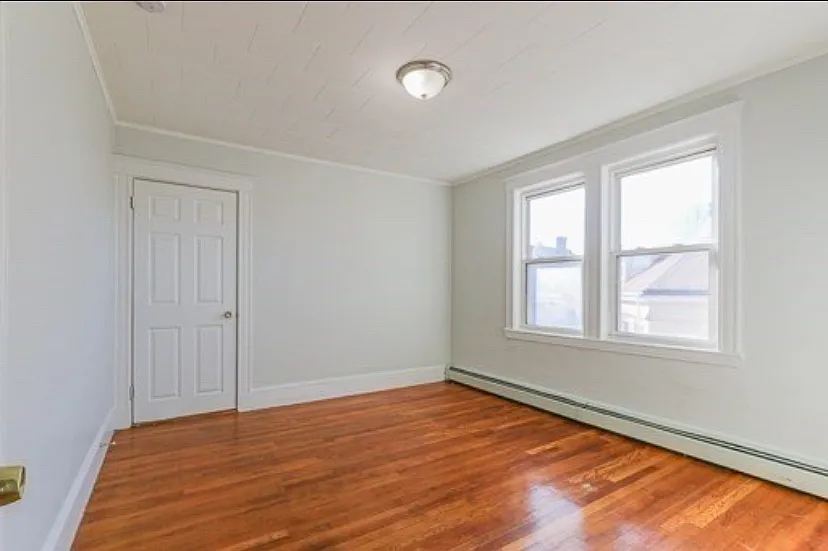 Building Photo - 67 Stanley St #3