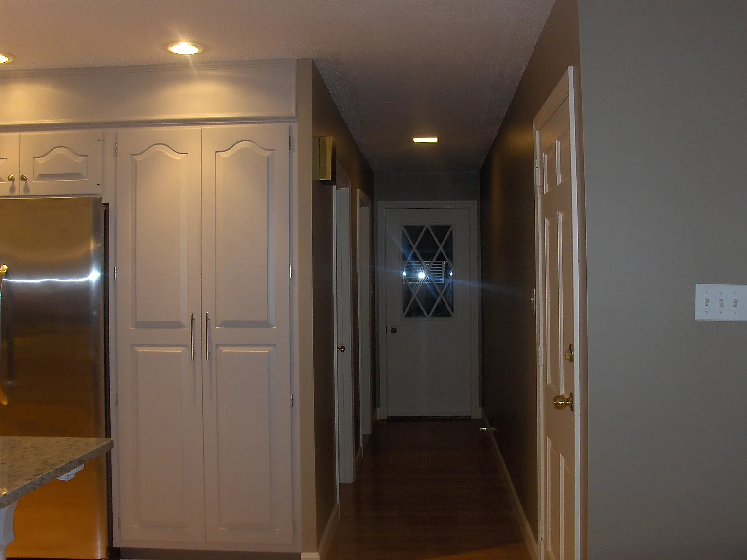 3 bed, 2.5 bath, 2518 sqft, $5,200 — Photo 4