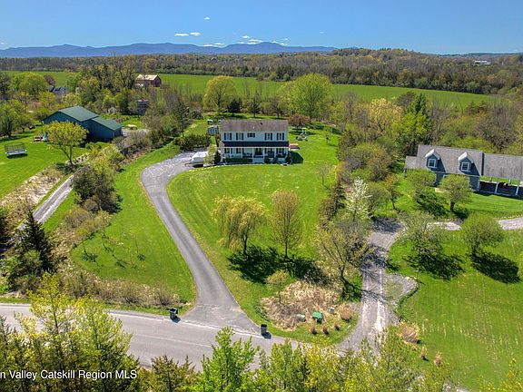 4th image of 2360 Sleepy Hollow Road