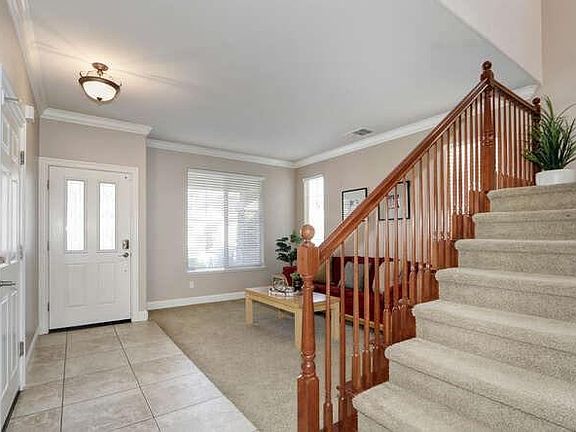 5th image of 2861 Lincoln Airpark Dr