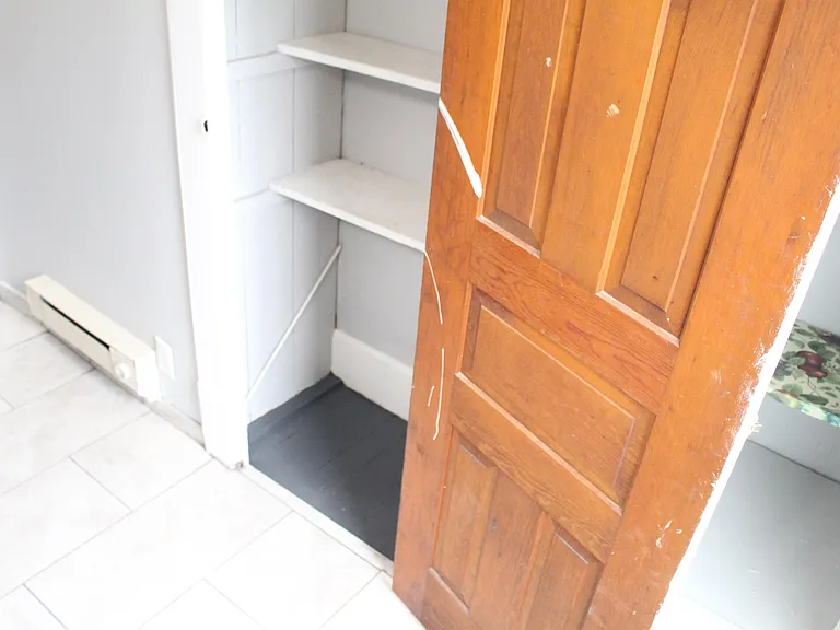 142 N Lancaster St — Photo 15