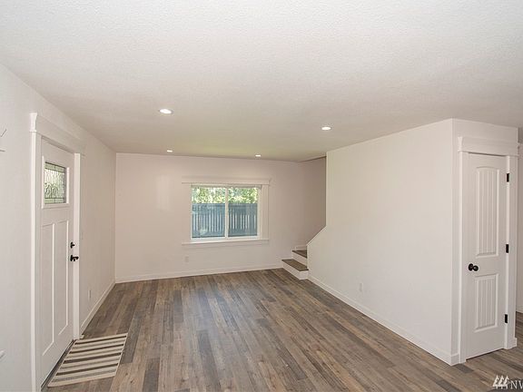 5th image of 14918 75th Street Ct E