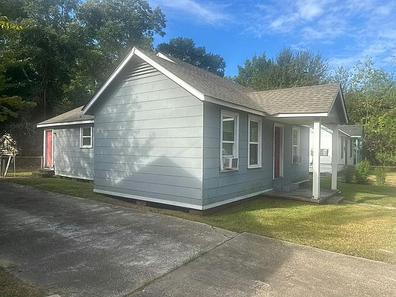 3rd image of 4842 Fairfields Ave