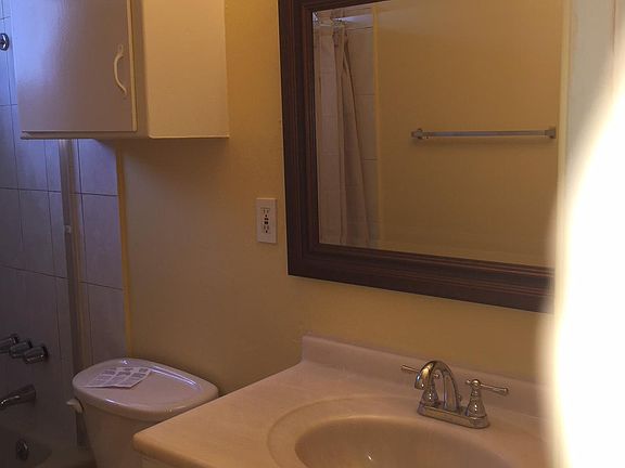 4th image of 1714 Armacost Ave #5