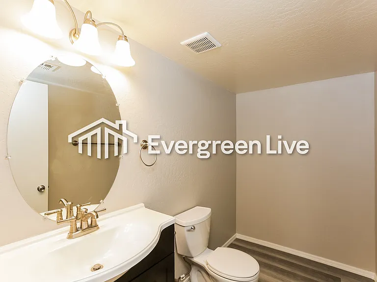 10422 W Oregon Ave — Photo 16
