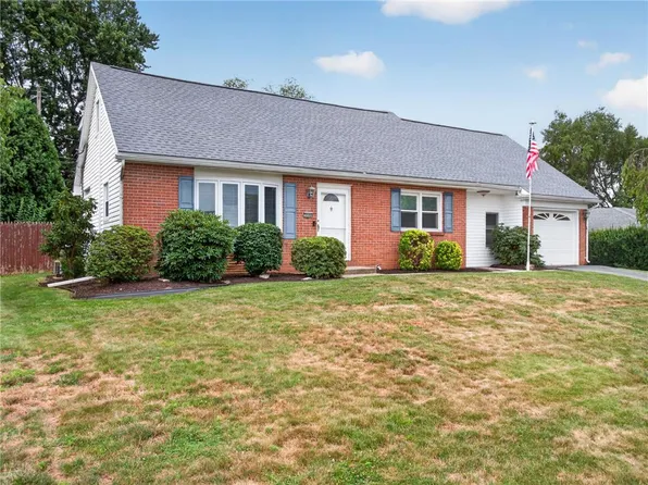 3046 Ridon Ct, Bethlehem, PA 18020
