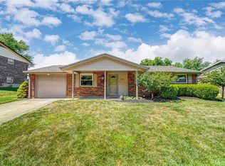 401 Greenport Dr, Dayton, OH 45449
